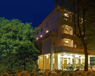 Villa Silvie Rose - Cesenatico - Rakennus