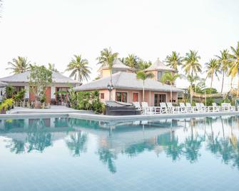 Seaman Resort - Ban Hat Chao Samran Nai - Pool