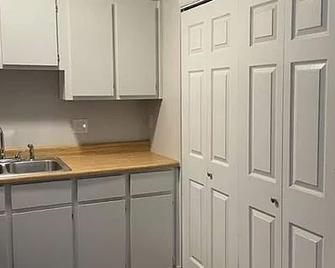 This 1-bedroom, 1-bathroom apartment - Warner Robins