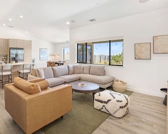 Yucca Mesa House - Modern Desert Chic home - Yucca Valley - Obývací pokoj