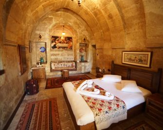 Ürgüp Inn Cave Hotel - אורגופ - חדר שינה