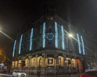 Sir Thomas Hotel - Liverpool - Building