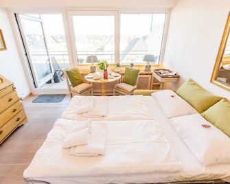 Duenenhof zum Kronprinzen Whg 107 - Wenningstedt-Braderup - Schlafzimmer