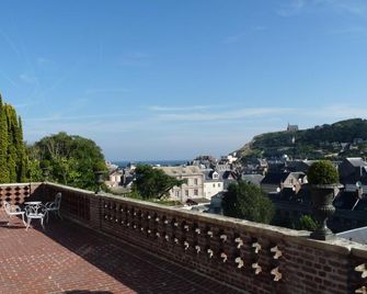 Castel De La Terrasse - Étretat - Balcony