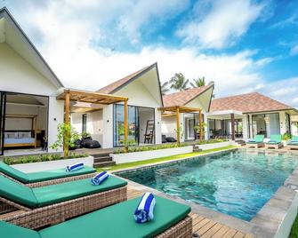 Villa Ravaka Ubud - Ubud - Basen