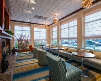 Hilton Garden Inn Tupelo - Tupelo - Lounge
