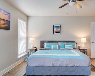 Milano Lodge - Cozy Retreat - Lubbock - Bedroom