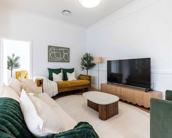 Heart of Milton 4b2b AC 2Tvs Private Parking walk to Suncorp Stadium - Brisbane