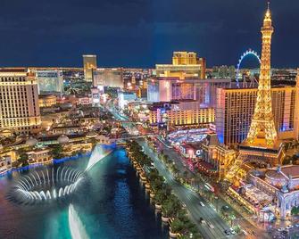 Spacious 2bdr Villa Sleeps 6, Only 776 P/N Available Week Of Super Bowl LVIII!! - Las Vegas - Außenansicht