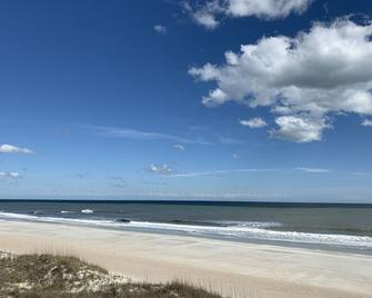 The Beacon - Atlantic Beach - Beach
