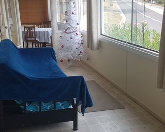 Fishing Point Lake House - Wangi Wangi - Sala de estar