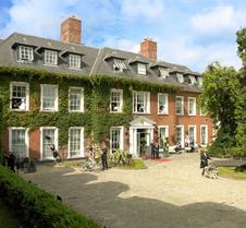 Hayfield Manor