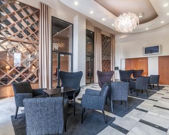 Hotel Karpatia - Humenné - Lounge