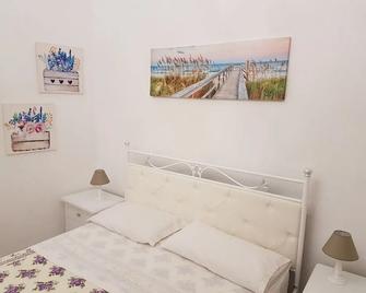 Hotel Central - Milazzo - Slaapkamer