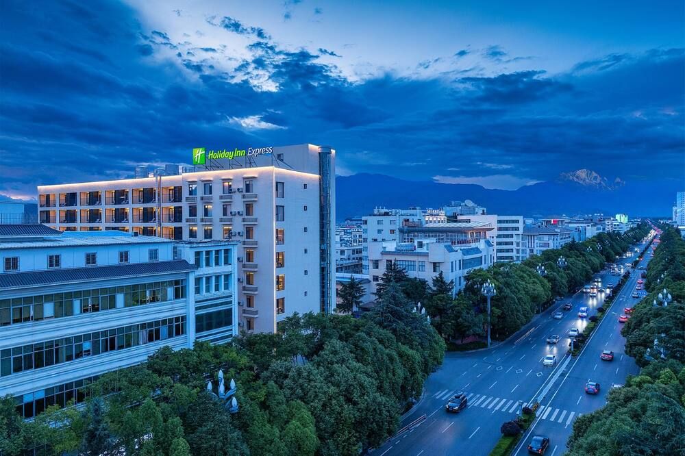 Holiday Inn Express Lijiang Ancient Town By IHG - ליז'יאנג - בניין