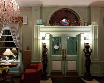 Lowell Inn - Stillwater - Lobby