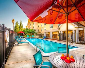 TownePlace Suites by Marriott Baltimore BWI Airport - Linthicum Heights - Pool