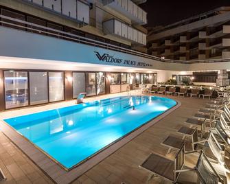 Waldorf Palace Hotel - Cattolica - Bể bơi