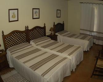 Hotel Rural San Roque - Mecina fondales - Bedroom