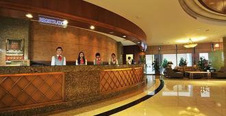 Brother Hotel - Taipei City - Front desk