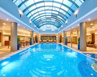 Premier Palace Hotel - Kyiv - Pool