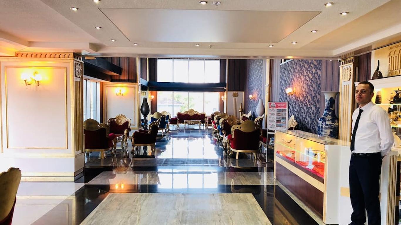 جراند أميسوس هوتل