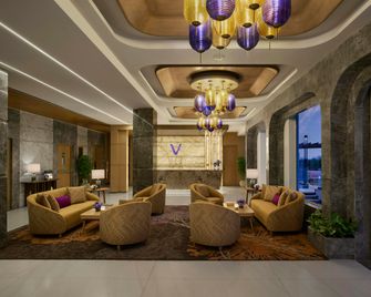 Vivanta Gurugram Sector 95A - Gurugram - Lobby