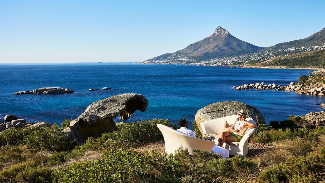 Twelve Apostles Hotel & Spa