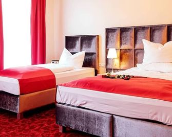 Hotel Hamburger Perle - Hamburg - Schlafzimmer
