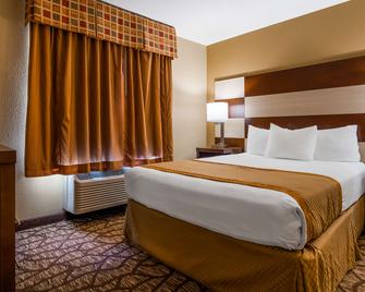 Best Western Joliet Inn & Suites - Joliet - Bedroom