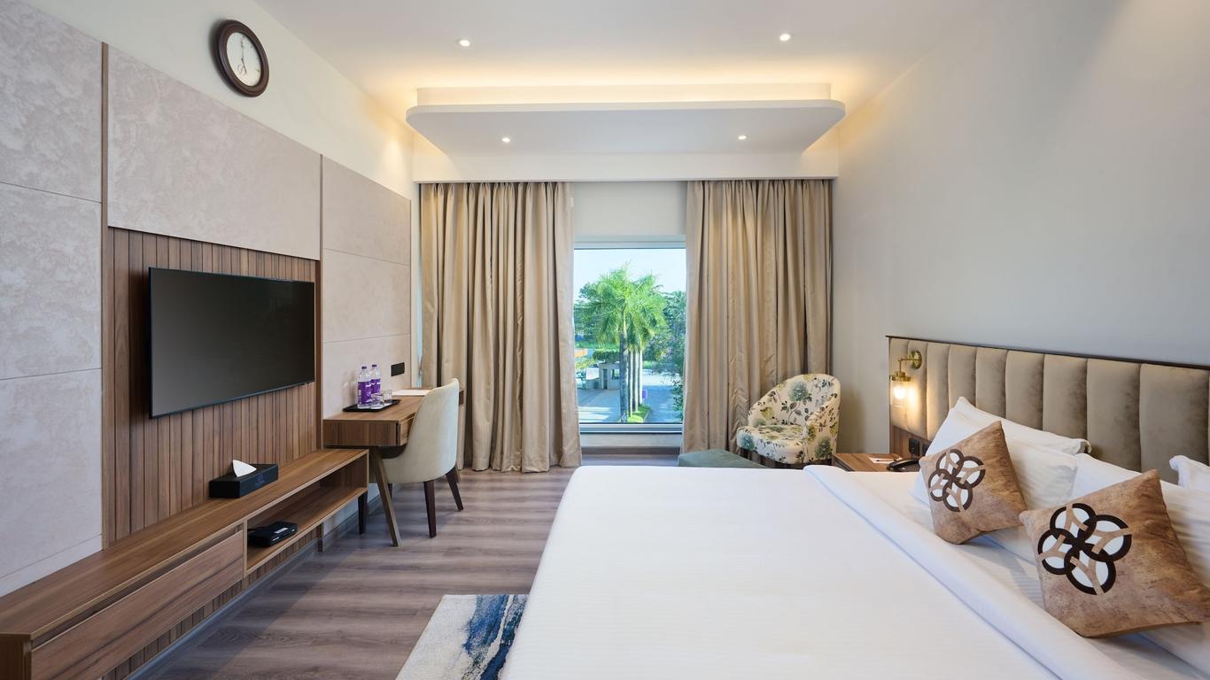 Flora Airport Hotel and Convention Centre Kochi