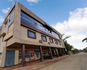 Hotel O Sri Krishna - Chitradurga - Building