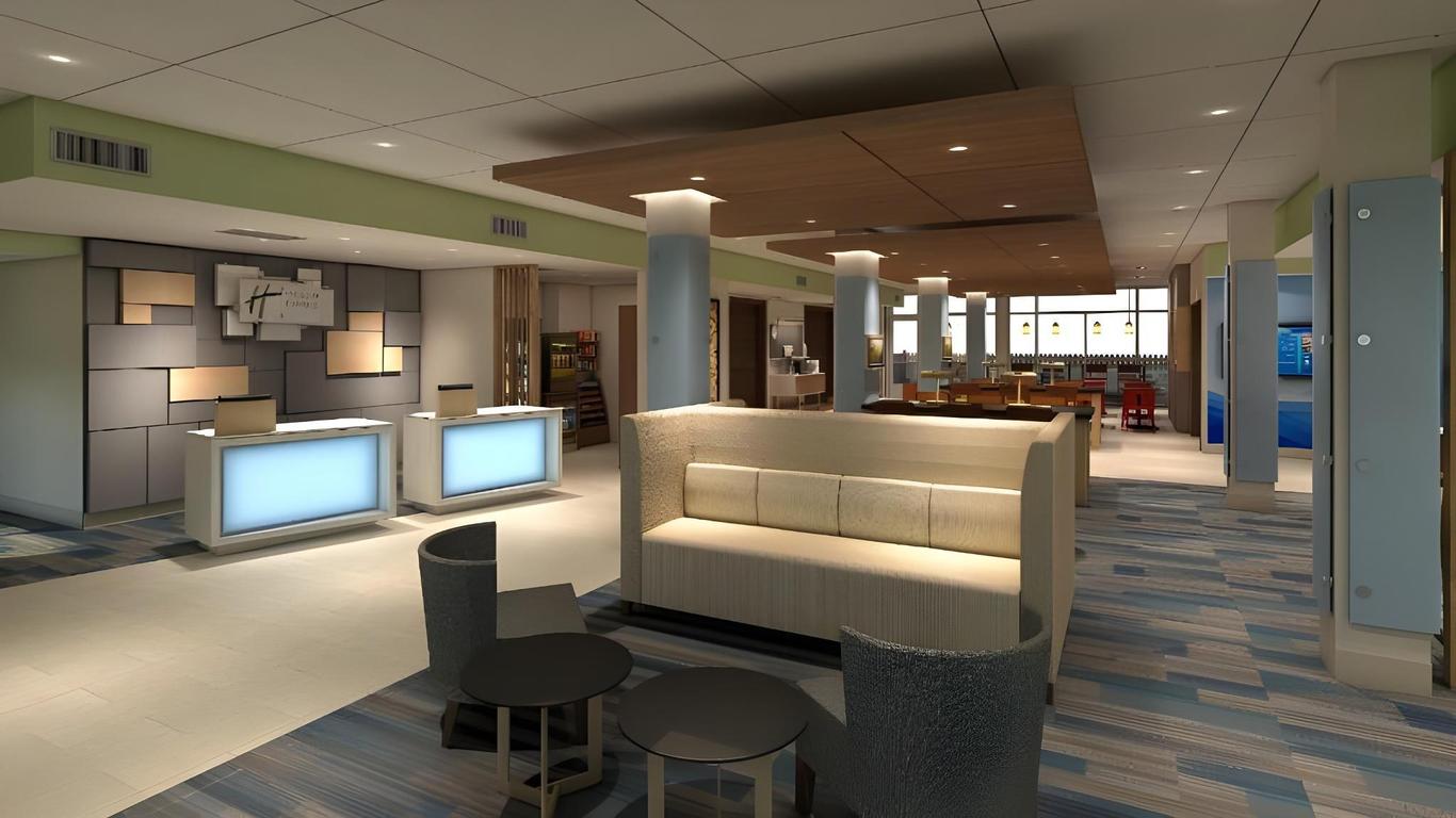 Holiday Inn Express & Suites Chicago West - St Charles By IHG