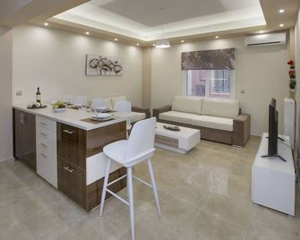 Spacious & Convenient Place near Acropolis Museum by GHH - Atenas