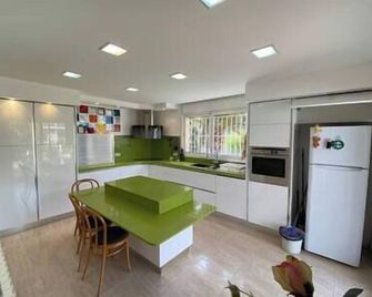 Beautiful villa near the beach and private pool - Tarragone - Cuisine