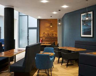 سليبرز هوتل نيو كاسل - نيوكاسل - مطعم