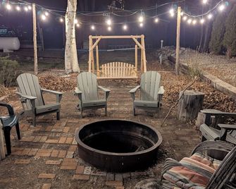 Garden Creek Retreat - Remodeled Home with Luxury Furnishings - Challis - Patio