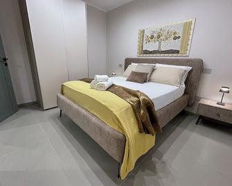 Elysium - Luxury Holiday Home - Brindisi - Bedroom