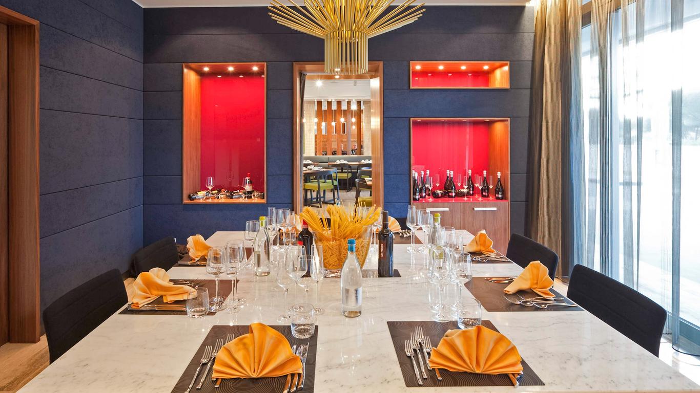 نوفوتيل روما إيور