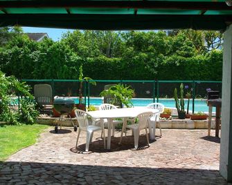 Aqua Marine Guest House - Port Elizabeth - Patio