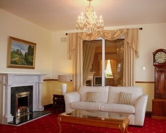 Killarney House - Blarney - Huiskamer