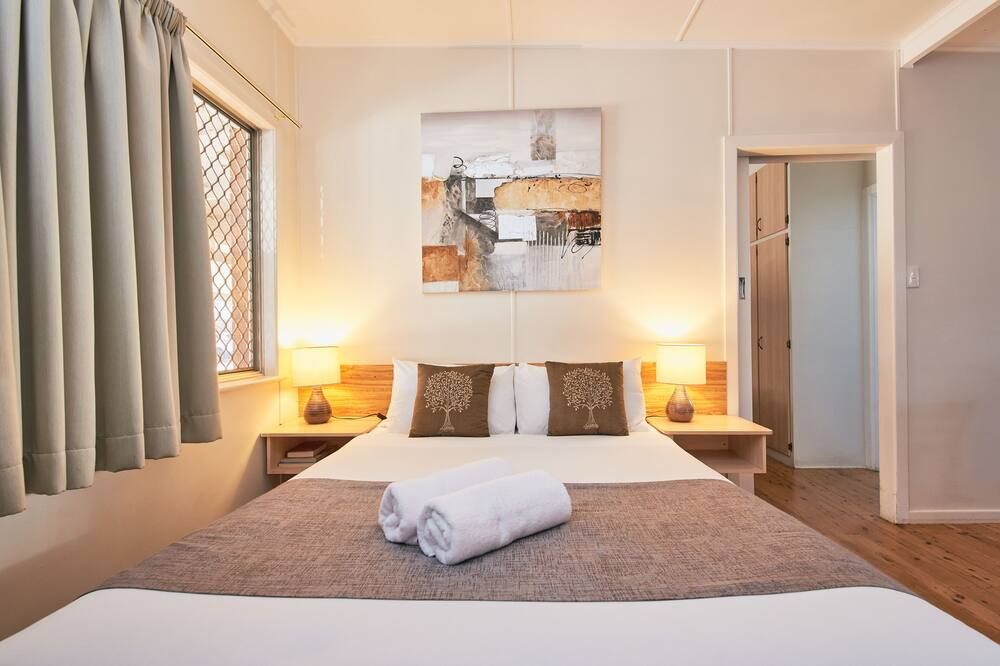 روثفن ستريت موتور إن