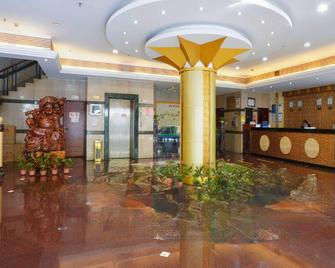 Dalian Hotel - Xishuangbanna - Front desk