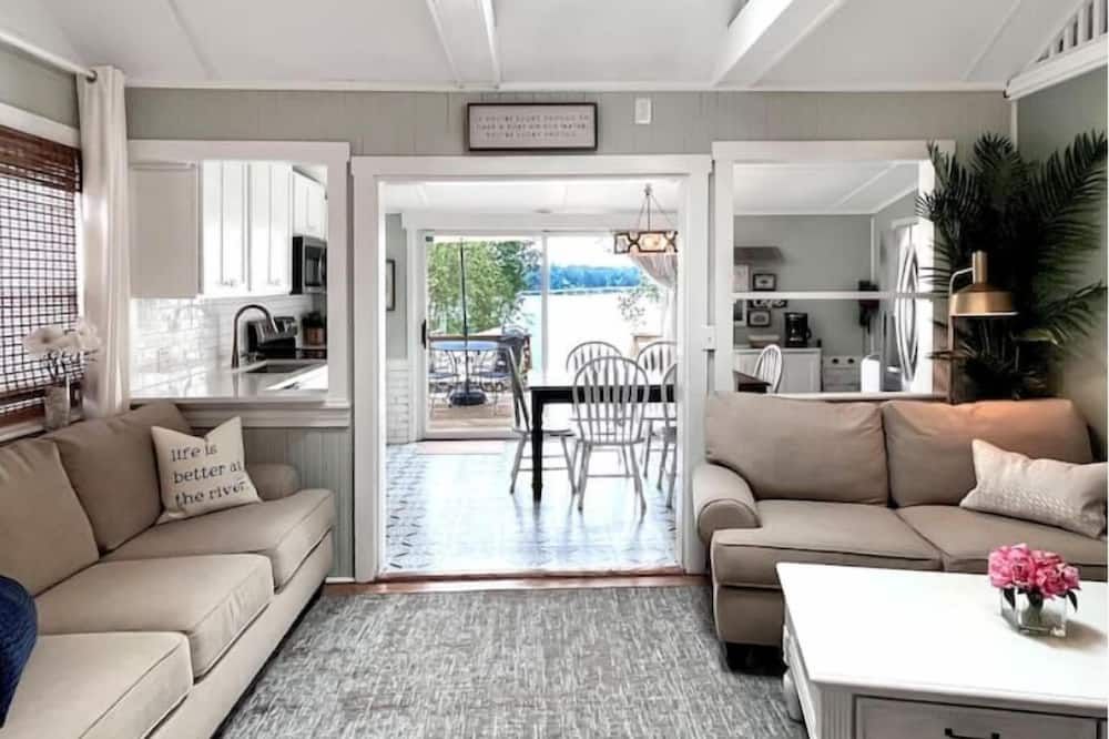 Waterfront 3br Cottage - Paddle, Fish, Sand, Sun!