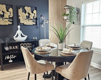 Atlantic City Bungalow Retreat - Atlantic City - Yemek odası