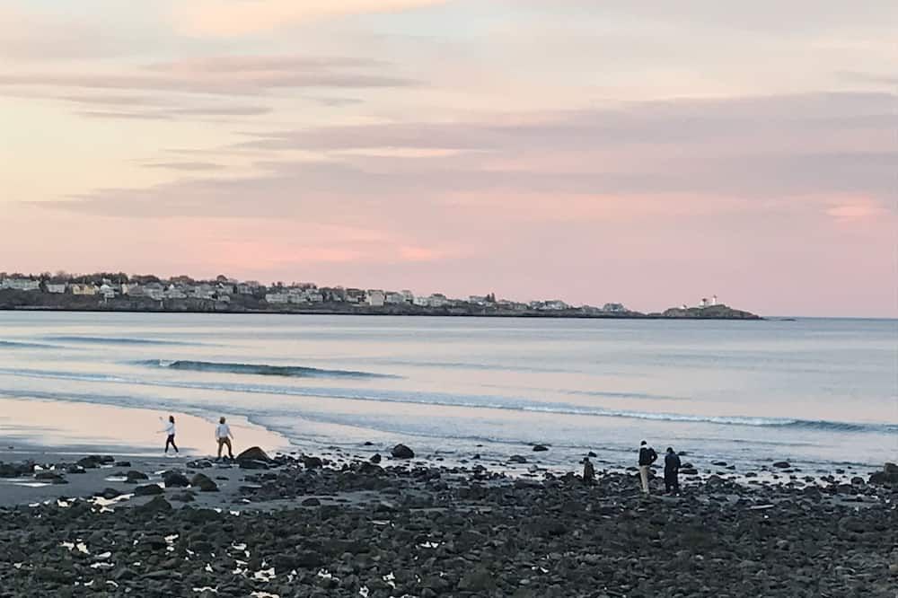 Sunrise Motel - York Beach - Outdoor view