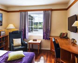 Quality Hotel Olavsgaard - Skedsmokorset - Bedroom