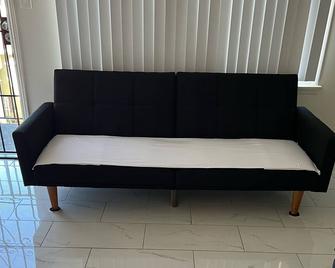 Apartment Near Lax #D - Hawthorne - Living room