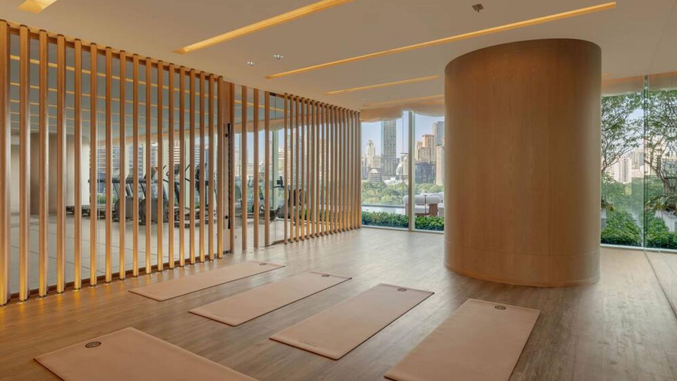 Dusit Thani Bangkok