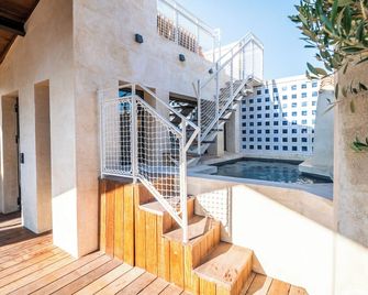 Maison de ville avec rooftop et piscine à Saint-Rémy-de-Provence - Saint-Rémy-de-Provence - Balcón